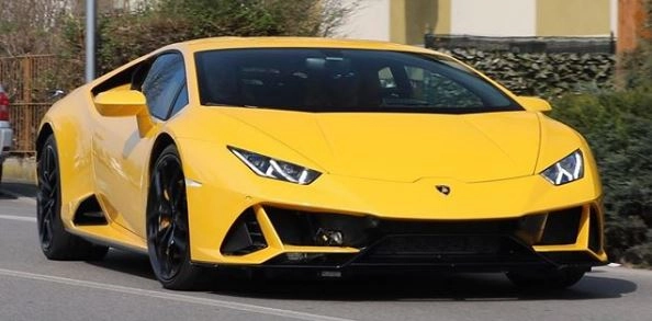 Lamborghini Giallo